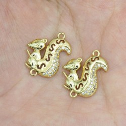 Approx 17.2x20.8mm...